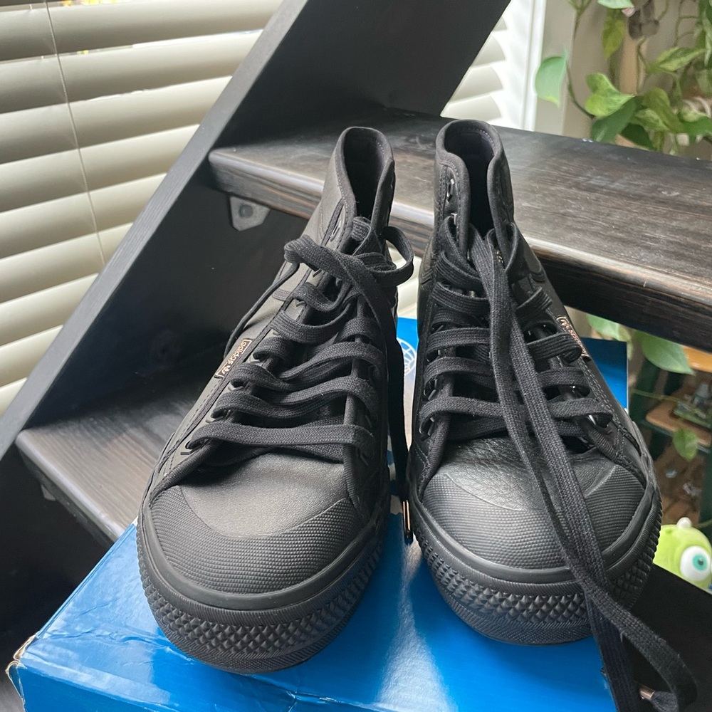 adidas Nizza Trek Black Sneakers